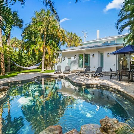 Sandy Pants - Designer Beach Chic Home Steps To Beach Backyard Oasis W Heated Pool Anna Maria Exterior photo