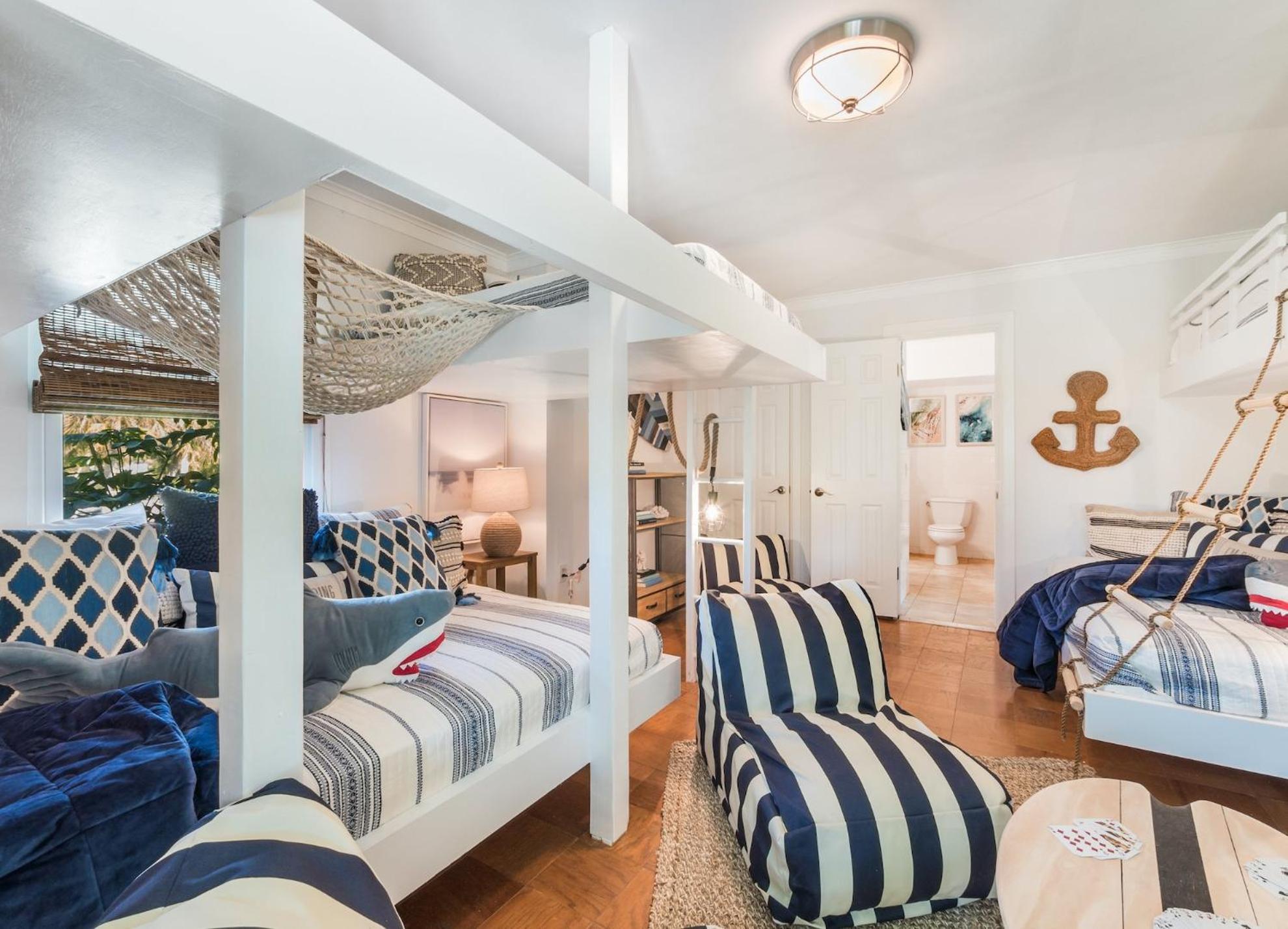 Sandy Pants - Designer Beach Chic Home Steps To Beach Backyard Oasis W Heated Pool Anna Maria Exterior photo